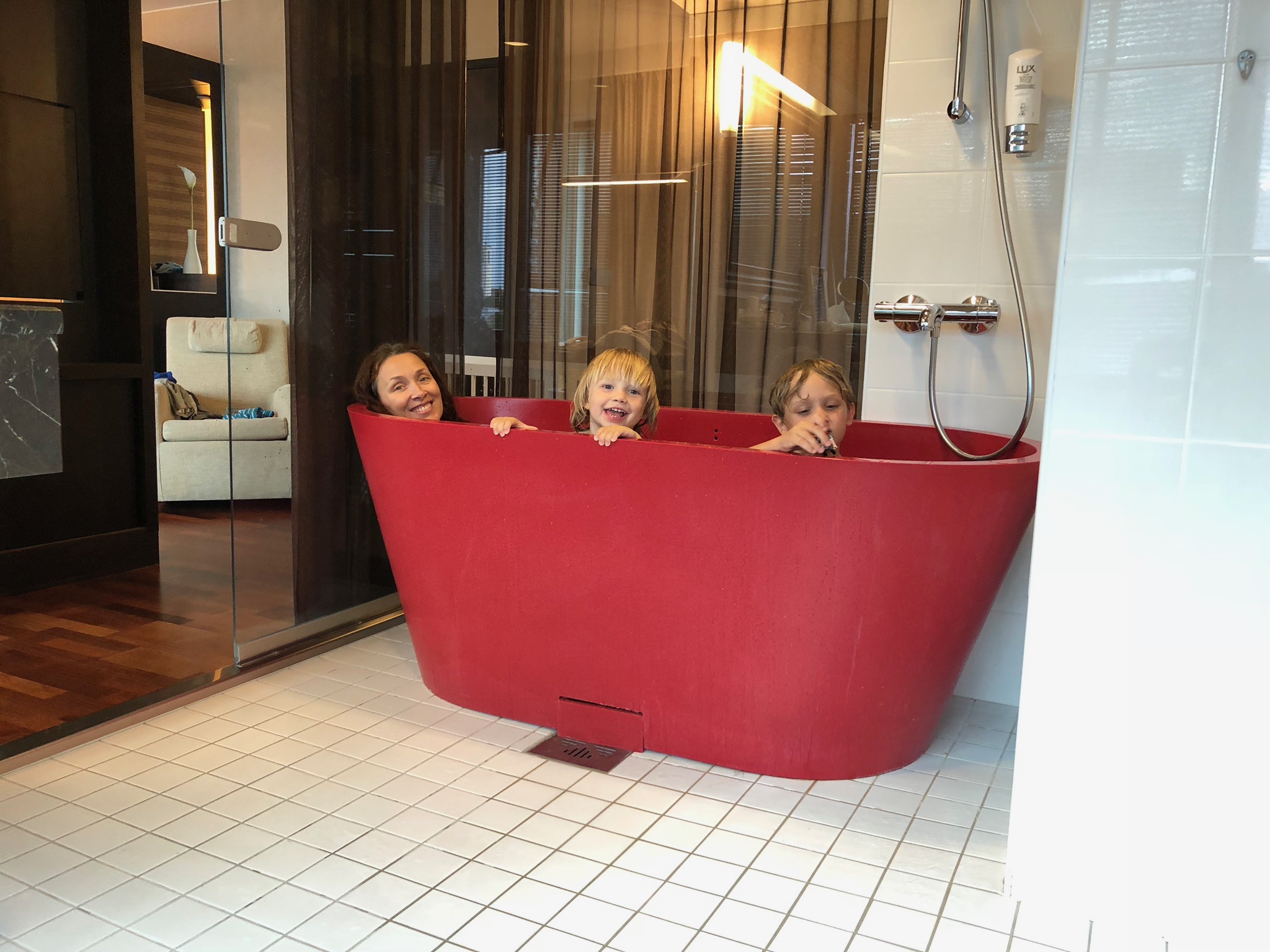 Radisson Blu Marina Palace kokemuksia – Kesäinen Turku perheille